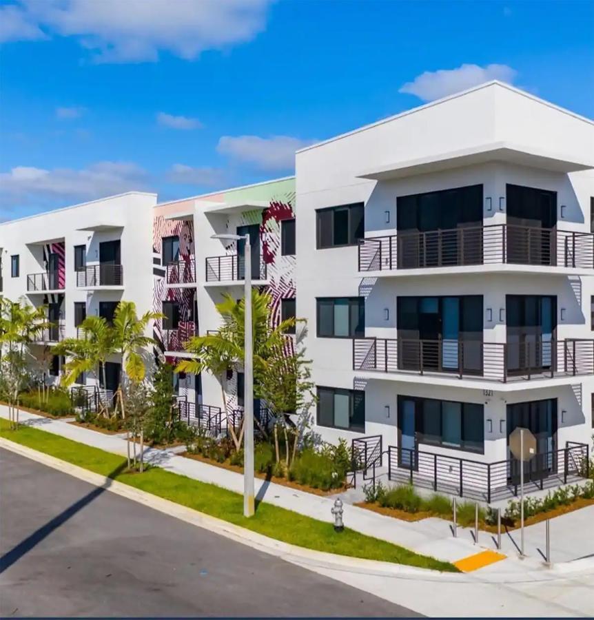 Lux Place And Cozy 3Beds 2Rooms Enjoy Life In Wpb Gym, Ev Station Nearby The Downtown And Beaches West Palm Beach Exterior foto